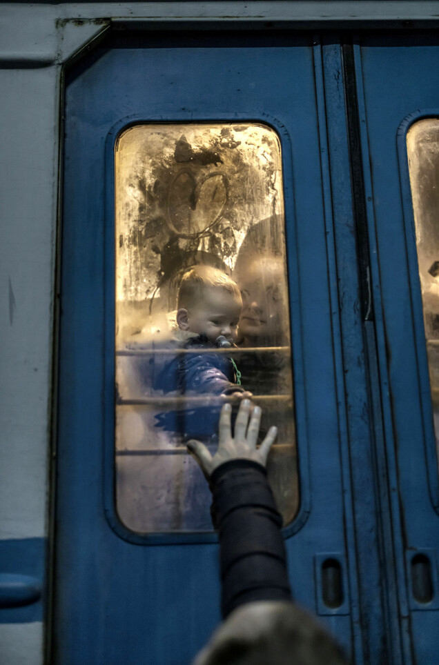 7 ögonblick från kriget som berör oss djupt – Ukrainas sorg i bilder