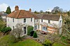 Winterbrook house i Wallingford, Oxfordshire. Här bodde Agatha Christie och hennes man Max från 1934. Huset lades ut till försäljning våren 2021.