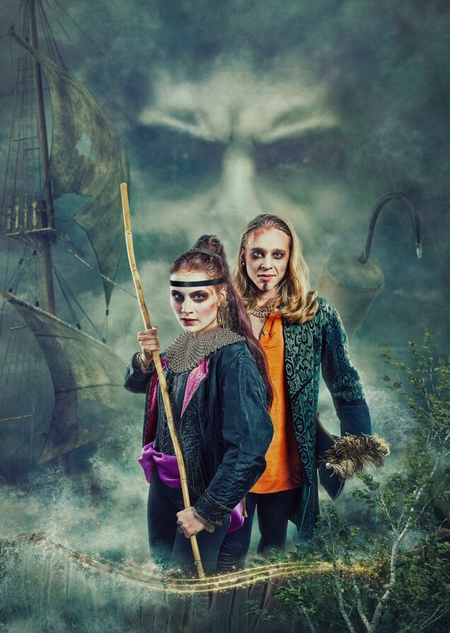 Stefan Clarin och Malin Vispe spelar Peter Pan och Wendy. Stefan Clarin och Malin Vispe spelar Peter Pan och Wendy.