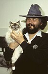 Hasse Andersson gjorde inte bara Kvinnaböske känt, utan även Vejby.