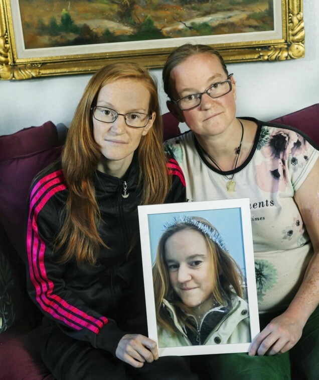 Både Hedda och Kajza är övertygade om att Malin finns med dem. Både Hedda och Kajza är övertygade om att Malin finns med dem.