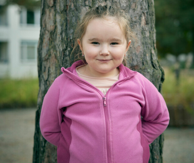Alicia är så gott som helt återställd efter olyckan. Nästa höst börjar hon i skolan, något hon ser fram emot. Alicia är så gott som helt återställd efter olyckan. Nästa höst börjar hon i skolan, något hon ser fram emot.