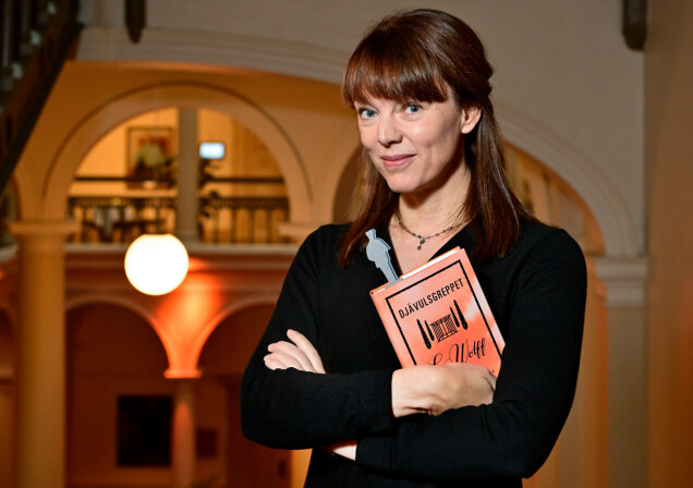 Lina Wolff var nominerad till Augustpriset för Årets skönlitterära bok 2022 för romanen Djävulsgreppet. Lina Wolff var nominerad till Augustpriset för Årets skönlitterära bok 2022 för romanen Djävulsgreppet.