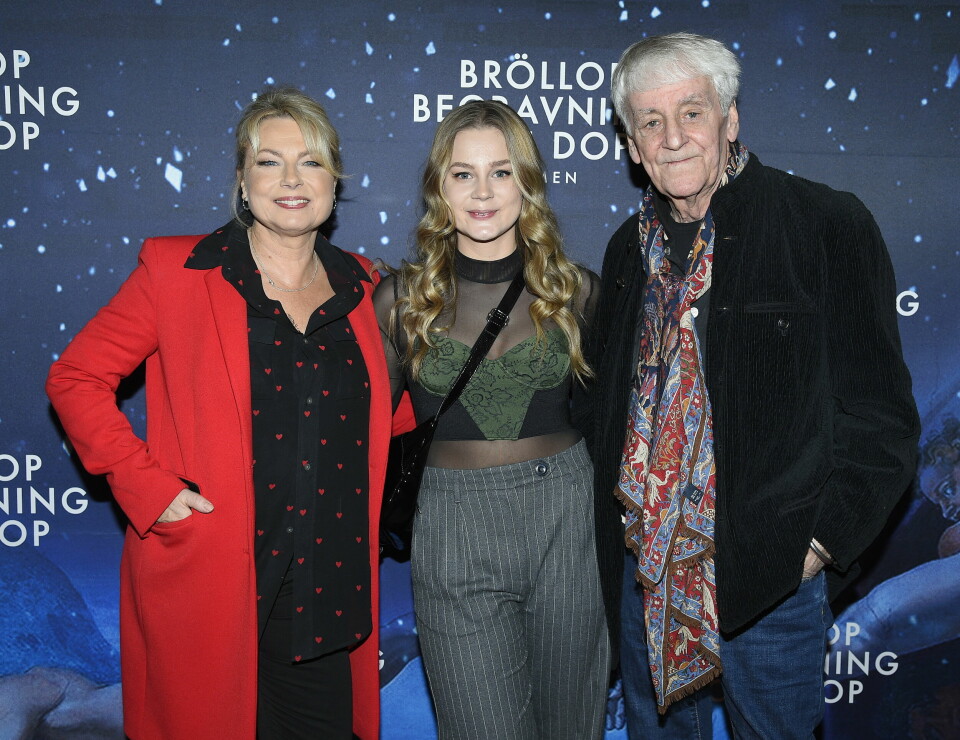 Skådespelaren Helena Bergström och regissören Colin Nutley tillsammans med deras dotter Molly. Skådespelaren Helena Bergström och regissören Colin Nutley tillsammans med deras dotter Molly.