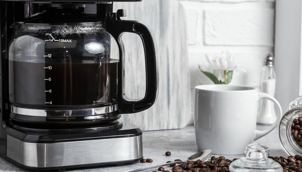 Kalka av din kaffebryggare enkelt med ättika. Kalka av din kaffebryggare enkelt med ättika.