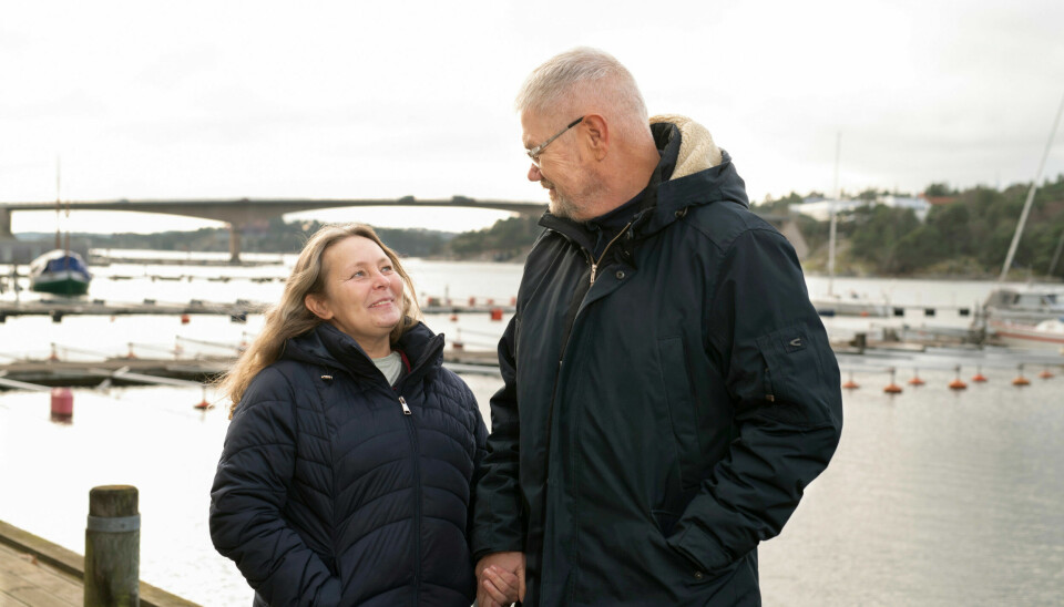 Nyligen gick Janets man Lars Rutgersson i pension för att de ska hinna uppleva saker medan Janet fortfarande orkar. Nyligen gick Janets man Lars Rutgersson i pension för att de ska hinna uppleva saker medan Janet fortfarande orkar.