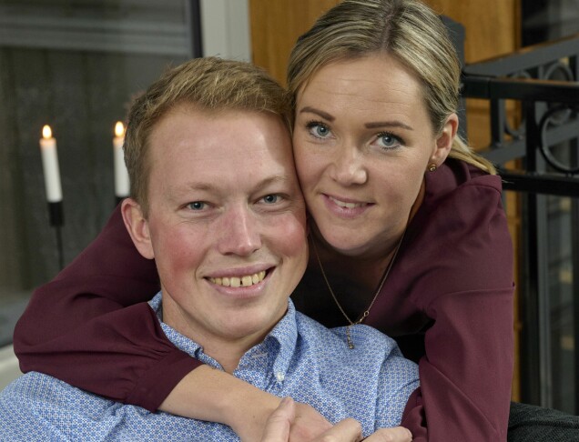 När Mija och Johan Holgersson träffades som 11-åringar föll de pladask för varandra. I dag har de byggt upp ett liv tillsammans. När Mija och Johan Holgersson träffades som 11-åringar föll de pladask för varandra. I dag har de byggt upp ett liv tillsammans.