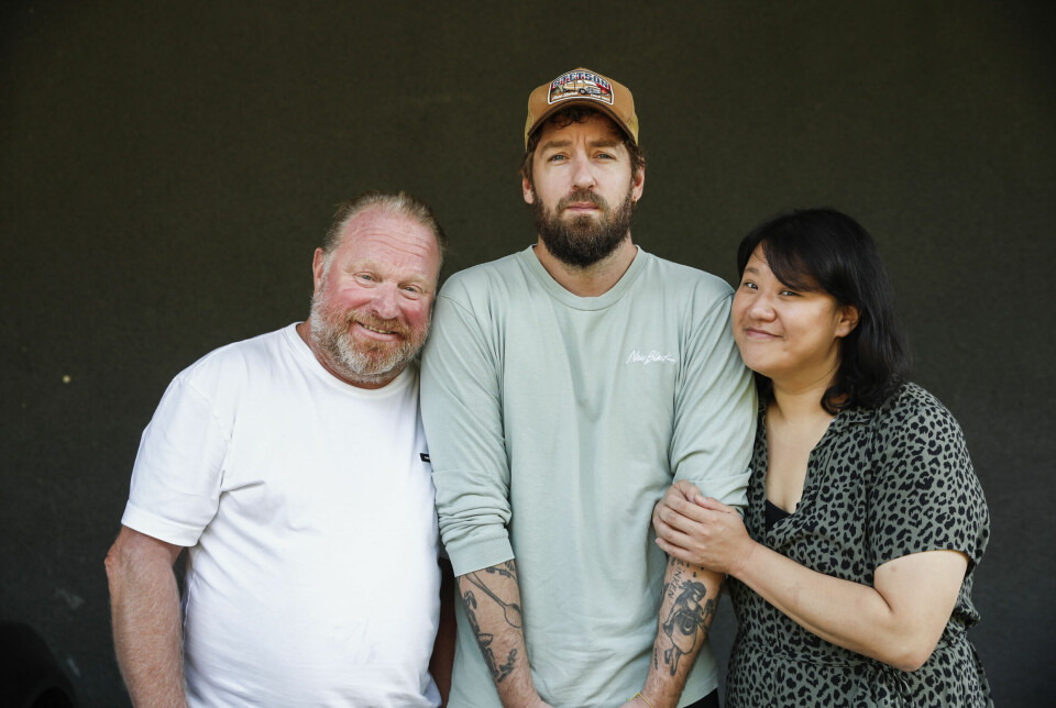 Claes Malmberg, Nisse Hallberg och Evelyn Mok är aktuella i tävlingsprogrammet Överlevarna, som har premiär i SVT under hösten. Sissela Benn, Torbjörn Averås Skorup, Christoffer Nyqvist och Johanna Hurtig Wagrell medverkar också. Claes Malmberg, Nisse Hallberg och Evelyn Mok är aktuella i tävlingsprogrammet Överlevarna, som har premiär i SVT under hösten. Sissela Benn, Torbjörn Averås Skorup, Christoffer Nyqvist och Johanna Hurtig Wagrell medverkar också.