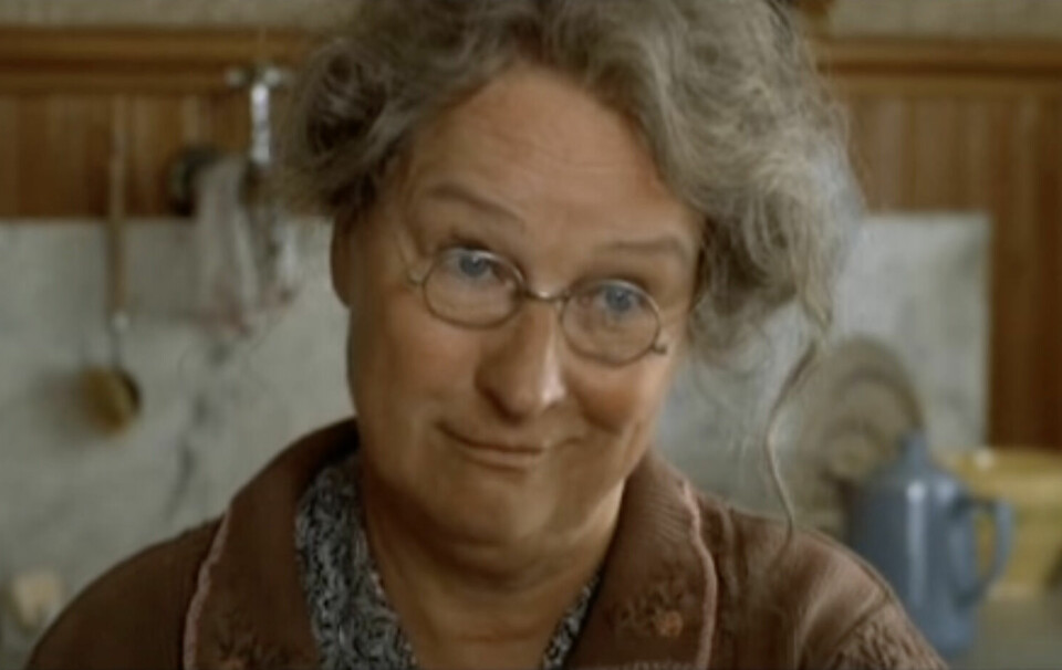 Granntanten Tant Berg i filmen om Lotta på Bråkmakaragatan från 1992. Granntanten Tant Berg i filmen om Lotta på Bråkmakaragatan från 1992.