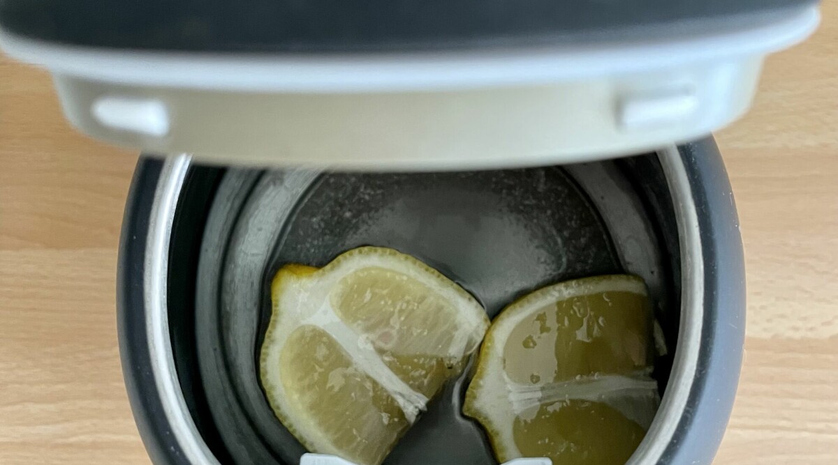 Test: Funkar det att avkalka vattenkokaren med citron?