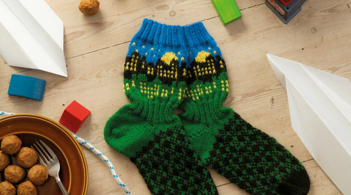 Sticka sockor med mönster – gratis beskrivning