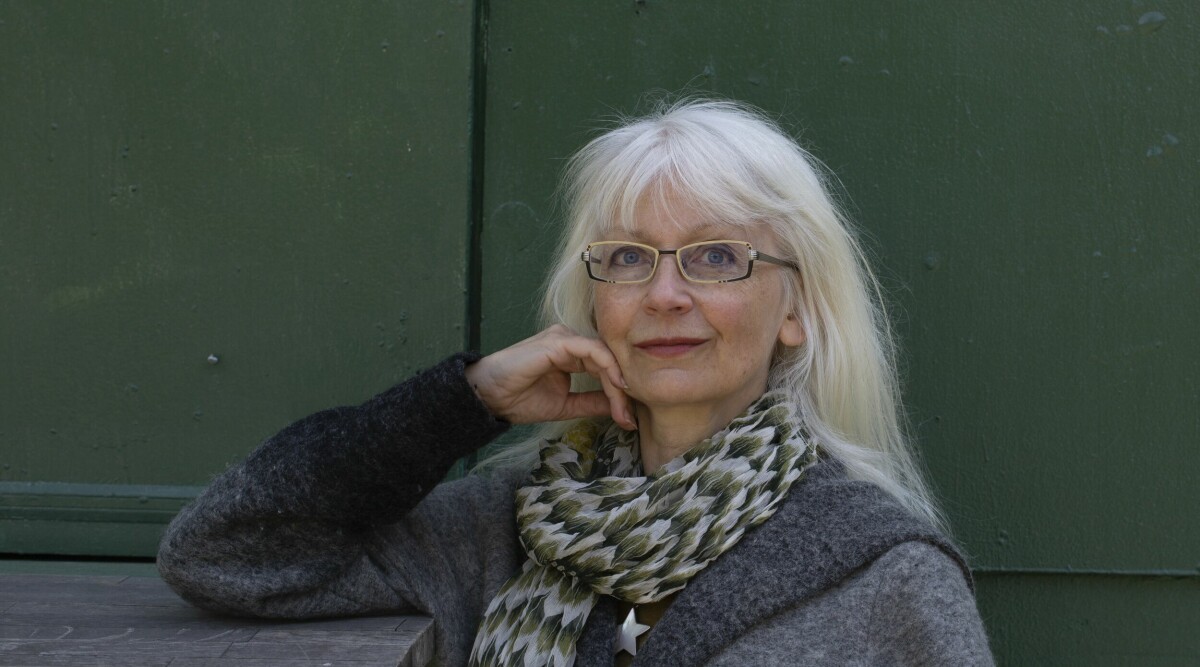 Inger Edelfeldt jämförs med Shakespeare – skriver om skönhet: ”Äldre kvinnor ses inte som sexiga”