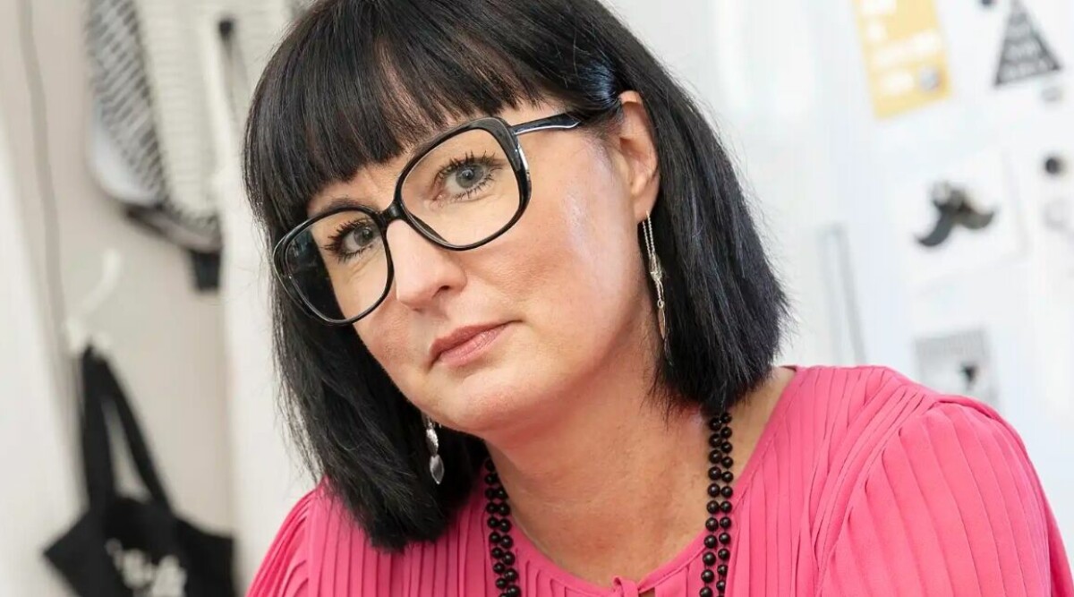 Undersköterskan Anna Brandenberg om hemtjänsten: ”Vi springer bara för att ingen ska dö”