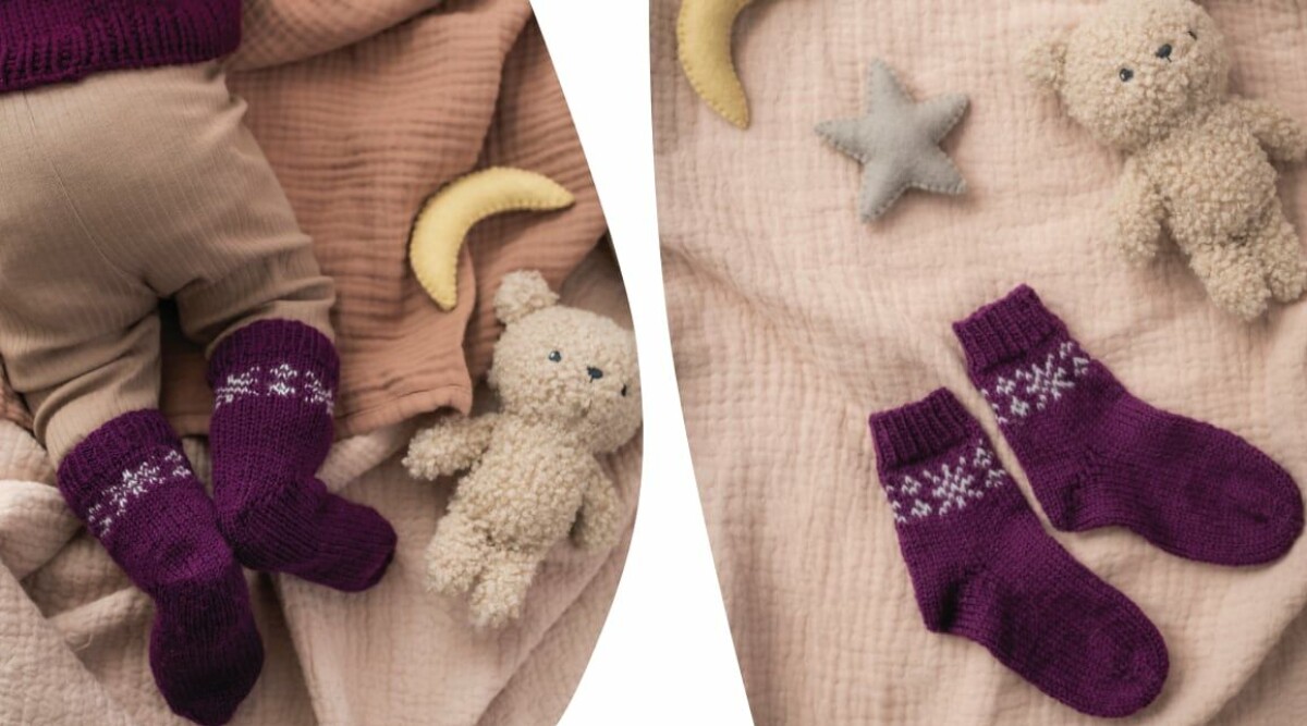 Sticka mjuka babysockor med söt mönsterbård