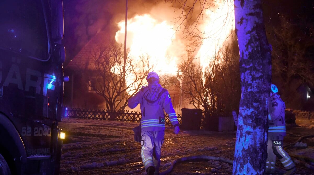 Ett tomtebloss gjorde familjen hemlös: ”Allt vi ägde brann upp på nyårsnatten”