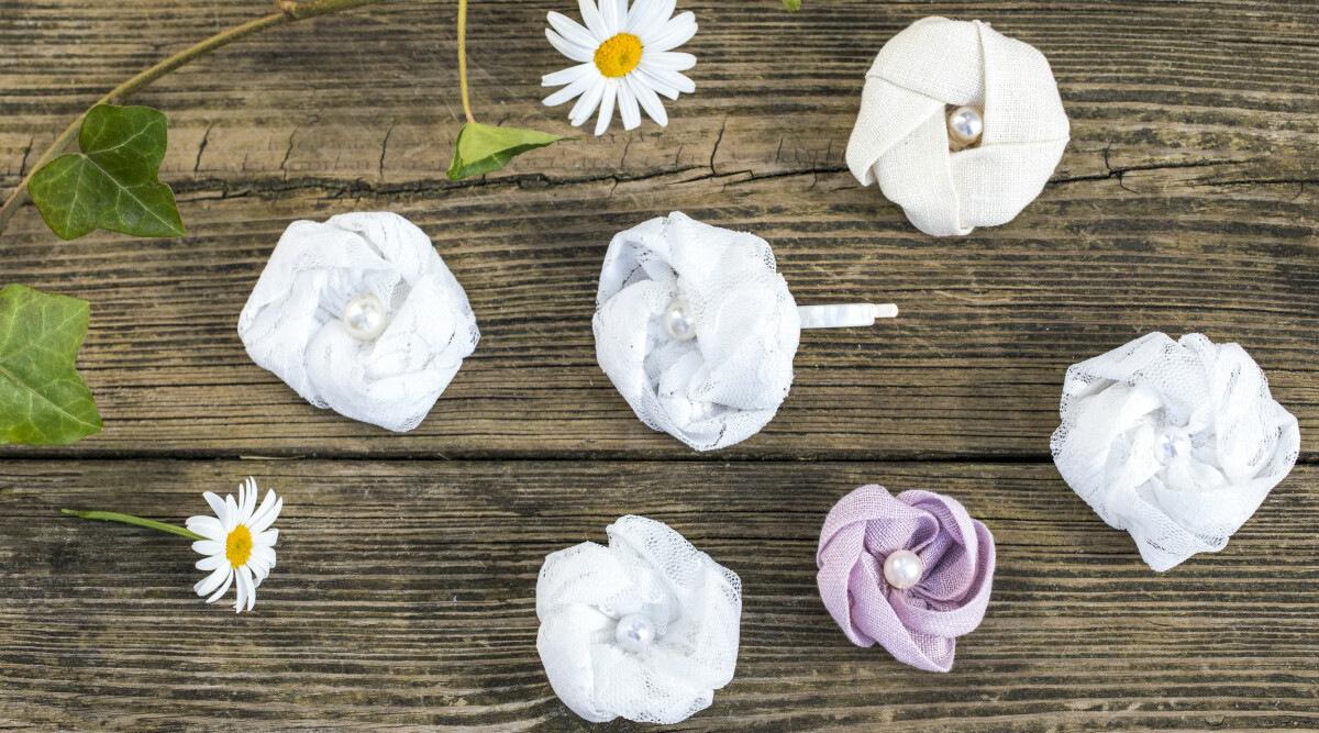 Roligt pyssel på en kvart: Sy fina tygblommor