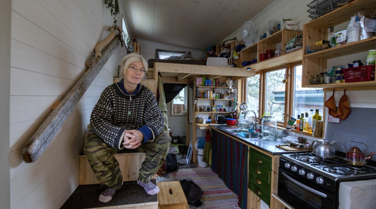 Kim bor i ett minihus: Många skulle må bra av att bo så här