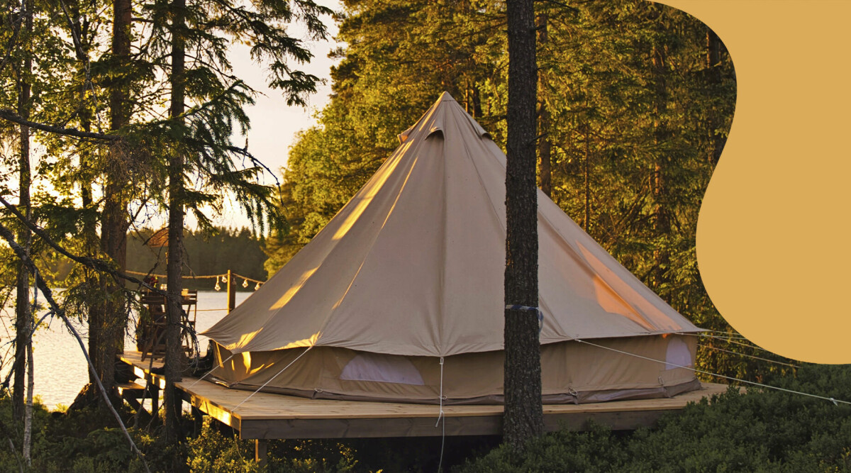 10 svenska glampingställen – njut av naturen utan att tumma på bekvämligheten!