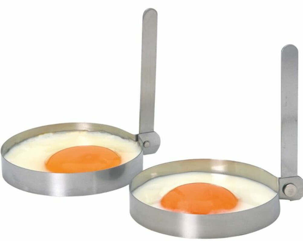 Äggdelare med ägg i.