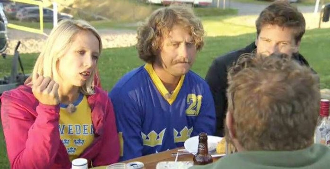 Tori Allen och Nathan Younggren i <em>Allt för Sverige.</em> Foto: SVT Tori Allen och Nathan Younggren i "Allt för Sverige"