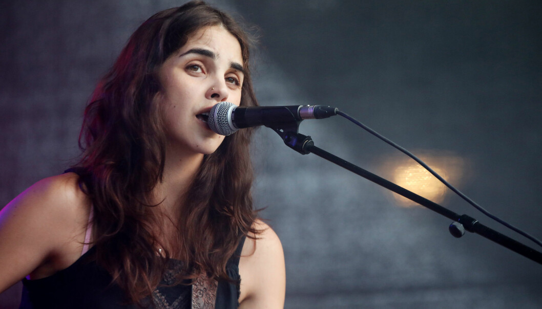Amanda Werne i Slowgold spelar på festivalen Peace &amp; Love i Borlänge 2018.