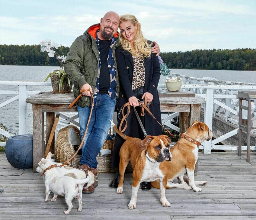 Vi saknar våra älskade svansbarn så vansinnigt mycket när vi inte har dem hos oss säger Anders. Foto: Thomas Hjertén