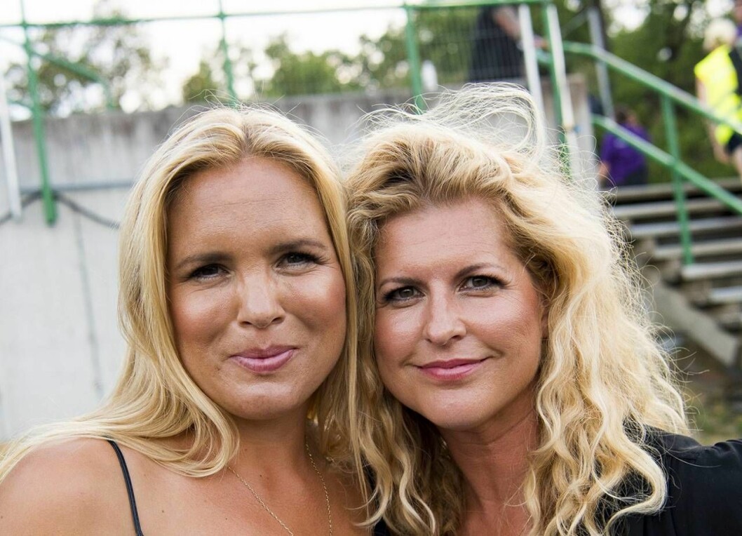 Anja Pärson med kärleken Filippa Rådström. Foto: TT Anja Pärson med kärleken Filippa Rådström