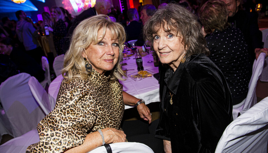 Vänner och kollegor. Ann-Louise Hanson och Siw Malmkvist under <i>Melodifestivalen</i> i Eskilstuna, 2020. Foto: TT Ann-Louise Hanson och Siw Malmkvist, melodifestival