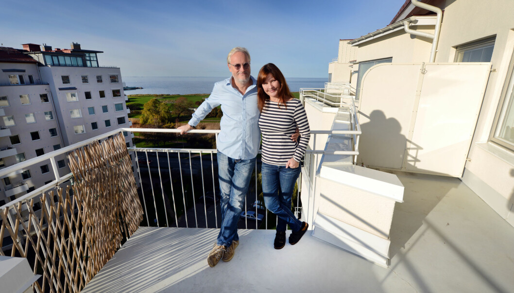Anna-Lena Brundin med sambon Jan Sigurd i hemmet i Malmö.