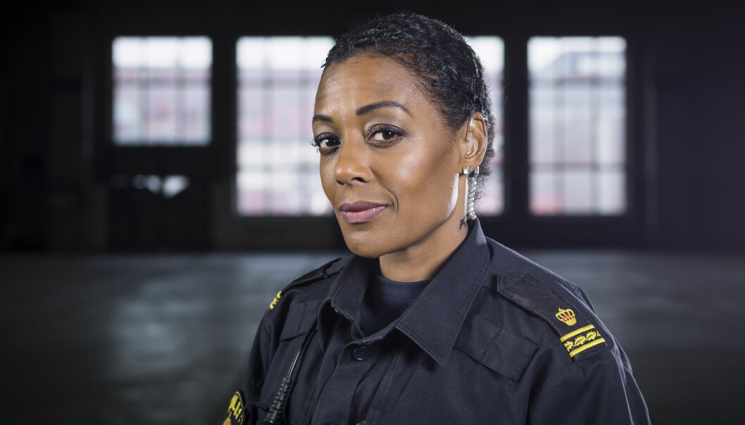 Anna Sise. Anna Sise som polisen Faye i Tunna blå linjen.