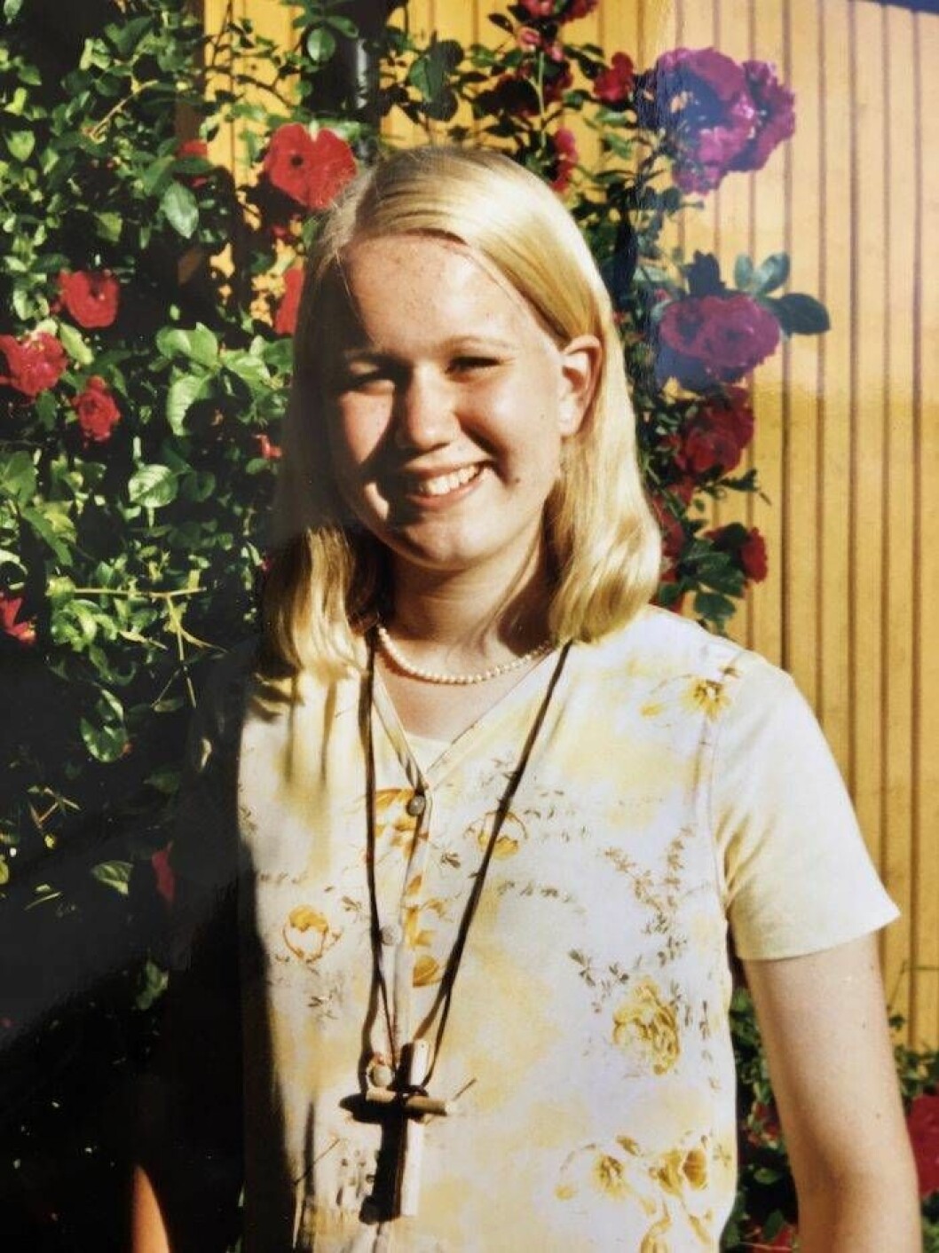 Mobbningen började tidigt men var som värst i högstadiet. Här är Annica 15 år och konfirmand. Här är Annica 15 år och konfirmand.