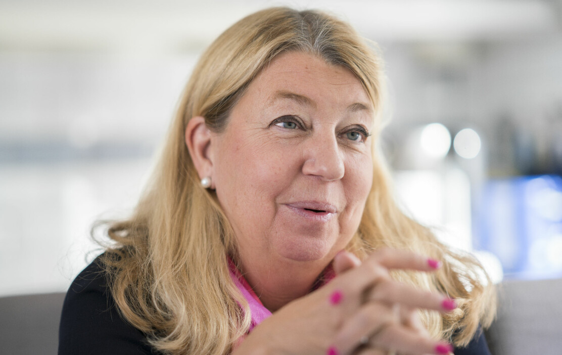”Det är jätteviktigt att ha ett eget sparande så att man har råd att skilja sig!”, säger Annika Creutzer. Annika Creutzer är privatekonom och ger här tips för kvinnor som vill undvika att drabbas av ekonomiskt våld.