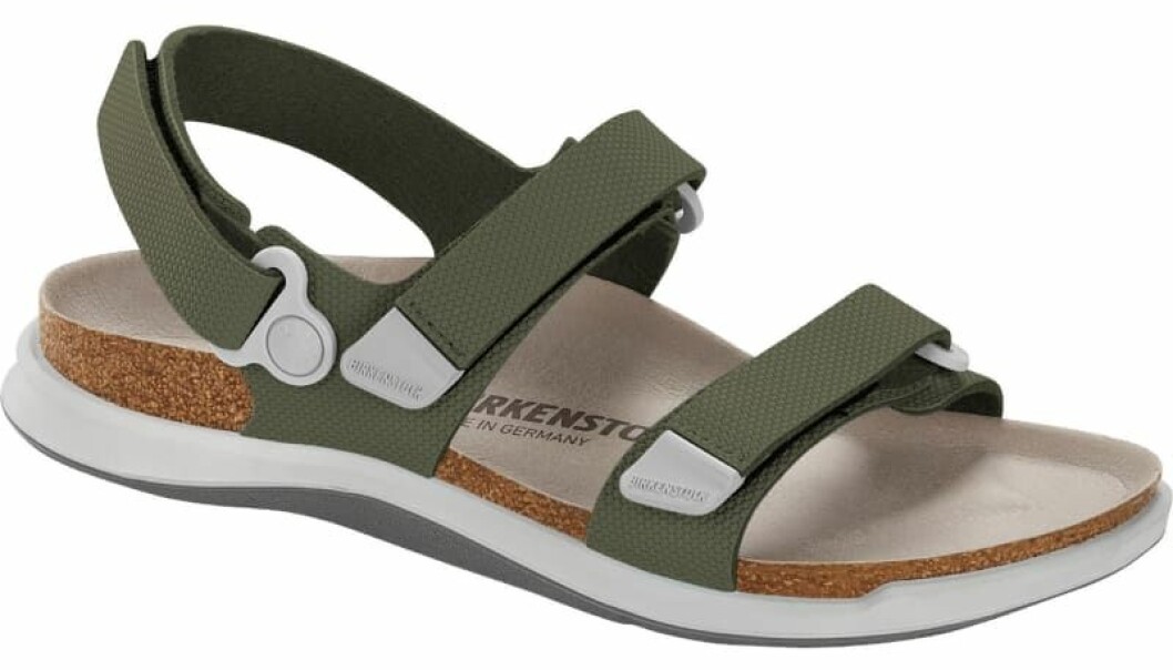 Birkenstocksandaler med rem.