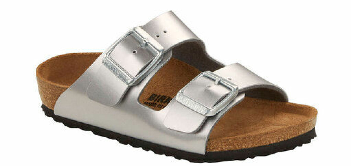 Silvriga Birkenstock för barn.