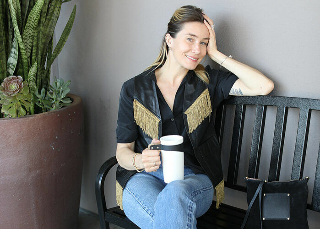 Gör som Cecilia Blankens och ta med en egen kaffemugg till take away-kaffet.