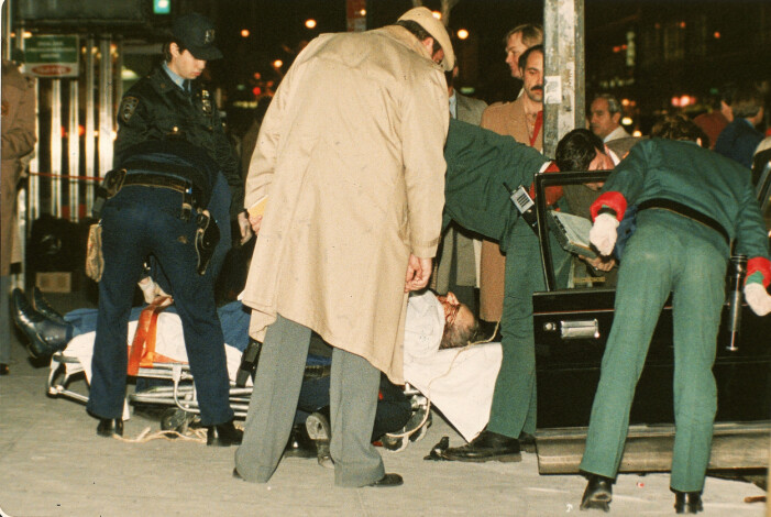 Maktkampen i New Yorks undre värld var brutal. Mordet på Paul Castellano blev Gottis väg till toppen. Maffiamordet på Paul Castellano