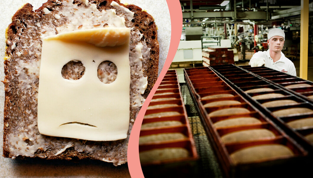 Till höger, en macka med en ostskiva, till höger, en bagare på Pågens bageri i Stockholm.