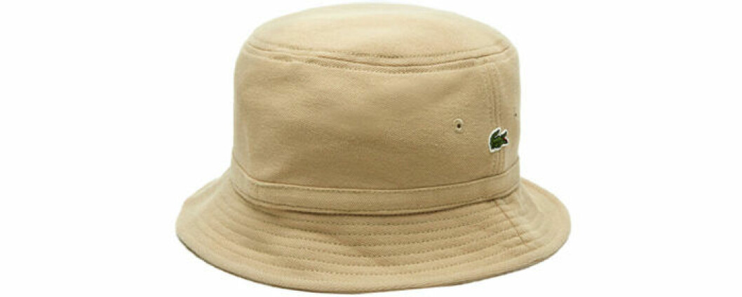 Beige solhatt från Lacoste