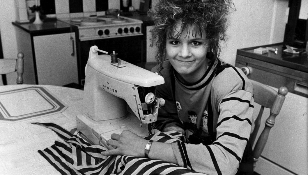 lena philipsson sydde sina egna kläder.