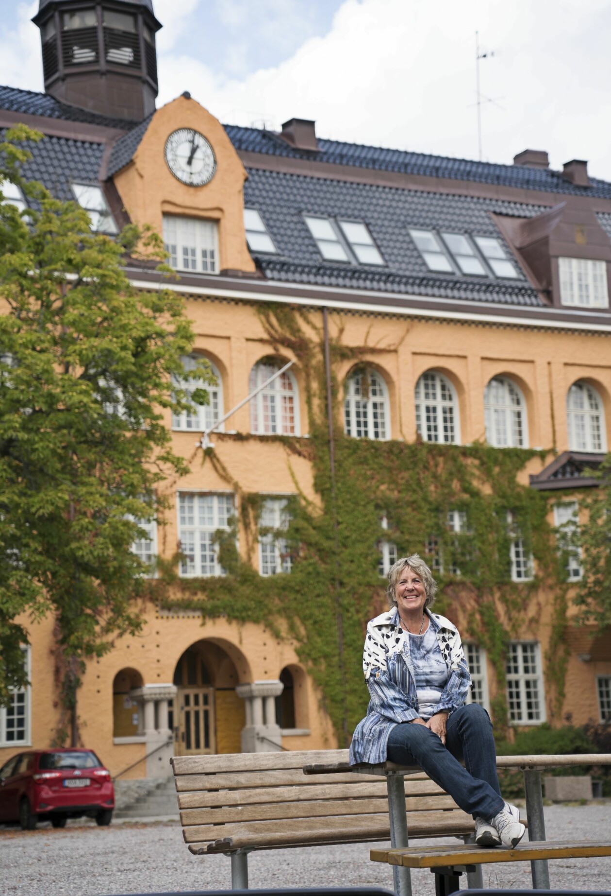 Catharina trivdes aldrig på Djursholms samskola där hon kände sig utanför. Foto: Jennifer Glans Catharina Ingelman Sundberg vid Djursholms samskola