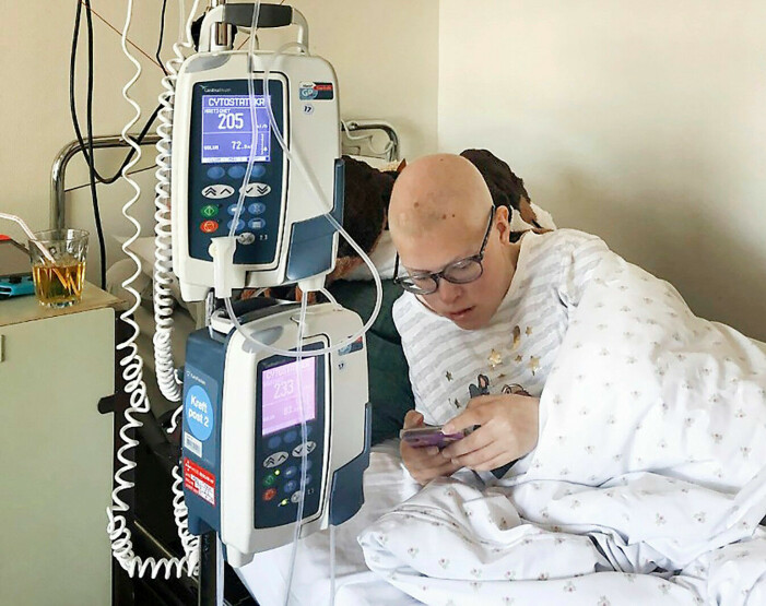 Madelen ha autismo, ADHD e una forma più lieve di paralisi cerebrale. È stata una lotta molte volte, ma la famiglia non avrebbe mai immaginato che anche loro avrebbero sofferto di cancro. Madeline riceve la chemioterapia