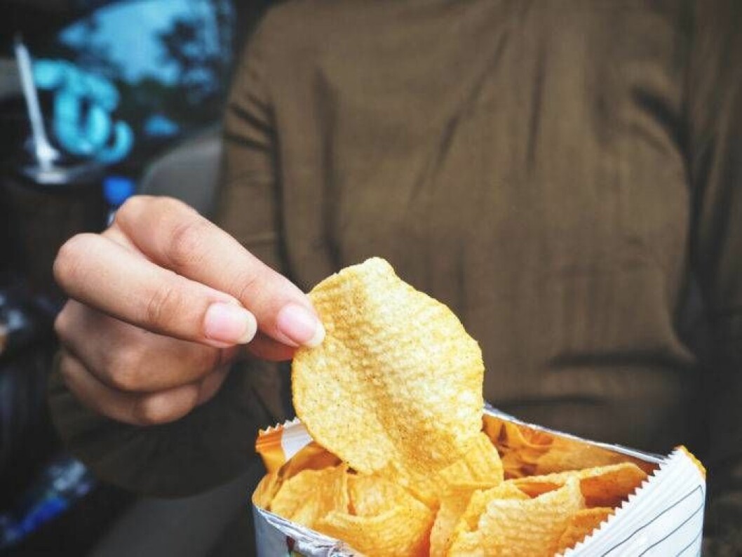 OLW:s Sourcream & onion-chips innehöll betydligt högre halter akrylamid än flera andra konkurrenter. Foto: IBL Bildbyrå