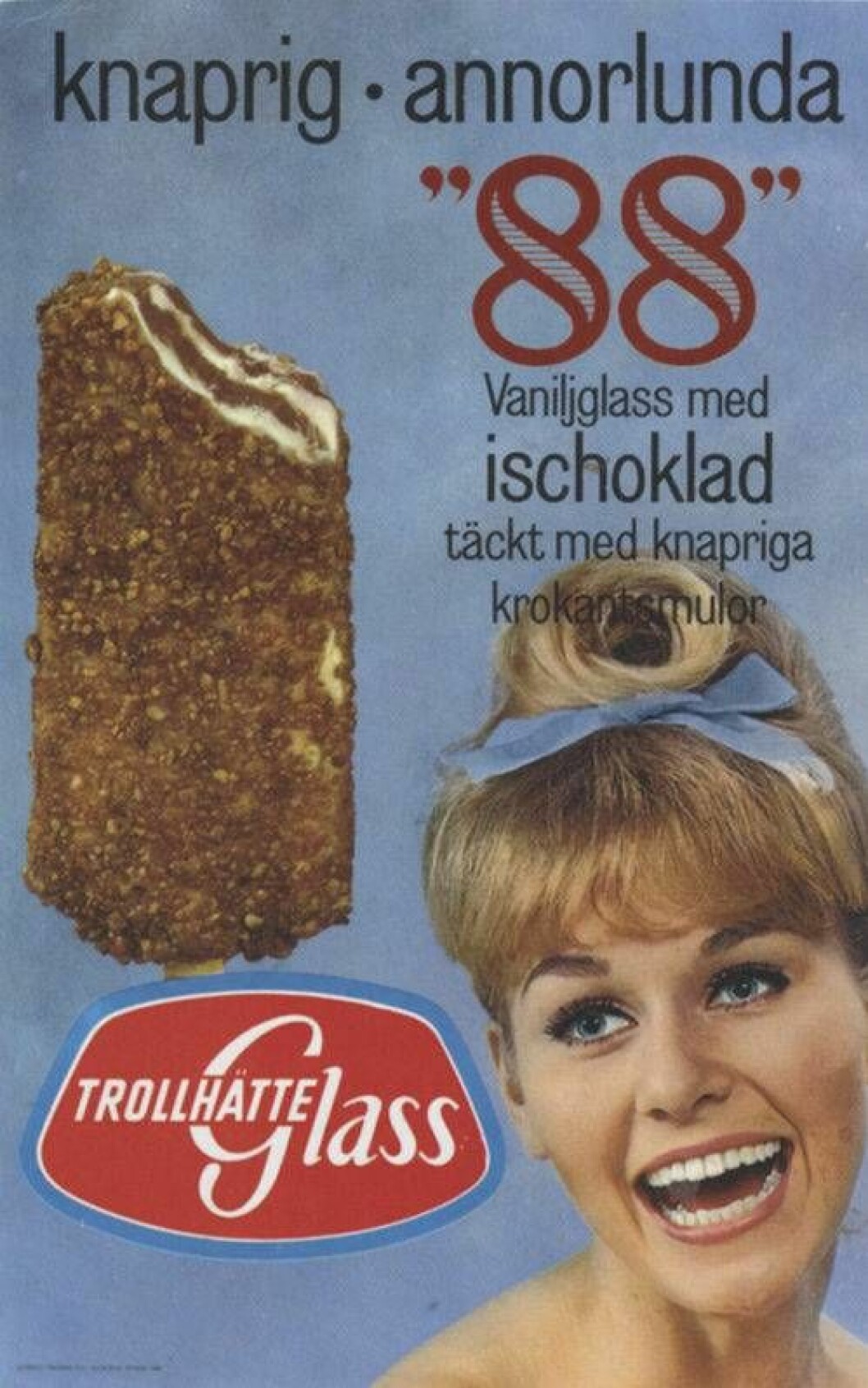 Redan 1964 såg 88:an dagens ljus hos Trollhätteglass. När Sveriges två största glassföretag, Glace-Bolaget och Trollhätteglass, gick samman togs succépinnen direkt in i GB:s sortiment 1973 och i dag är den ålderman bland styckglassarna. Namnet var från början ett arbetsnamn eftersom det var den 88:e produkten som Trollhätteglass tog fram. Foto: GB Glace/Unilever/Centrum för Näringslivshistoria Glassen 88:an