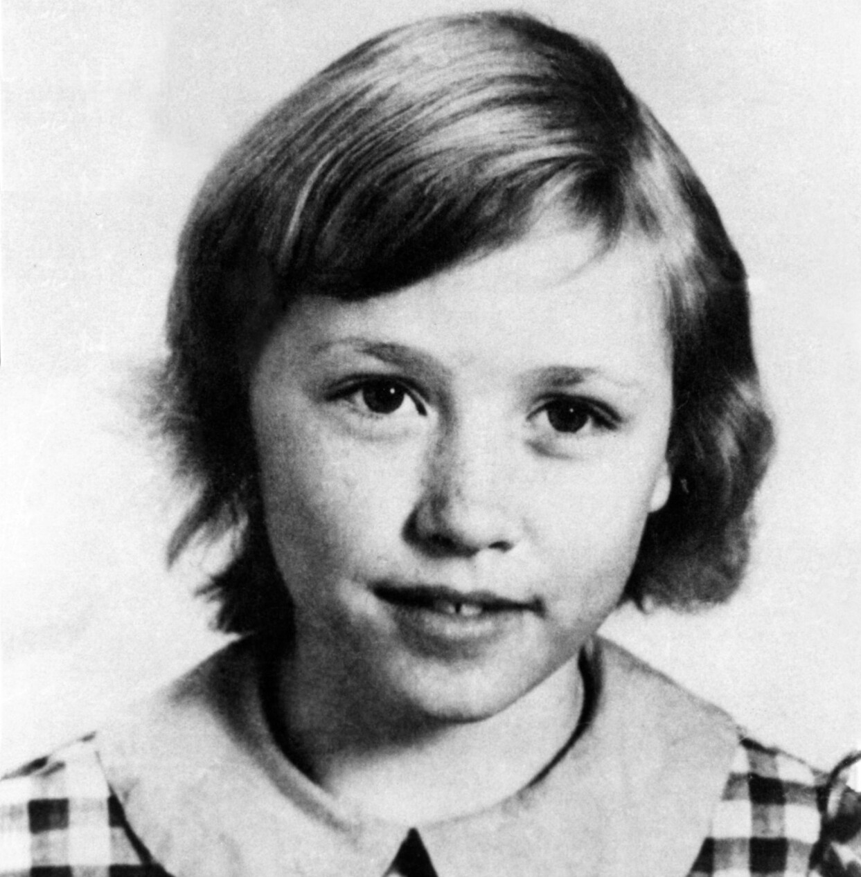 Dolly Parton, fem år, en fattig flicka på landet som drömde om att bli sångerska. Dolly Parton, fem år, en fattig flicka på landet.