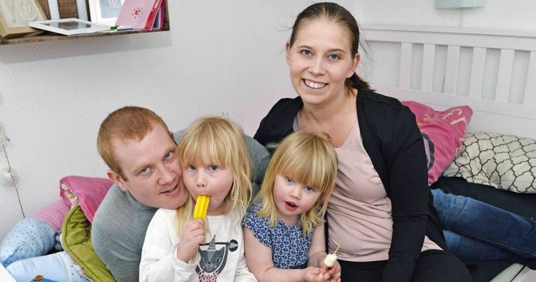 I dag kan Linda och Joel njuta fullt ut med döttrarna Linnea och Filippa.