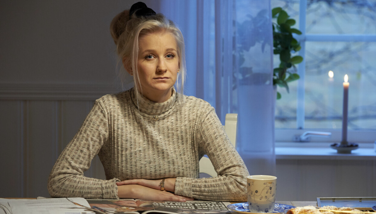 Ebba Lundström berättar om sorgen efter hennes pappa som omkom vid en källarebrand i Ängelholm.
Ebba misstänker att han mördades. Foto: Stefan Lindblom / Helsingborgs-Bild Porträtt av Ebba Lundström, som berättar om sorgen efter hennes pappa som omkom vid en källarebrand i Ängelholm.