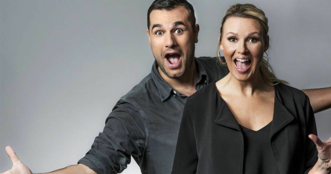 Edward af Sillén och Sanna Nielsen när de kommenterade Eurovision Song Contest 2018. Foto: Janne Danielsson/SVT Edward af Sillén och Sanna Nielsen när de kommenterade Eurovision Song Contest 2018