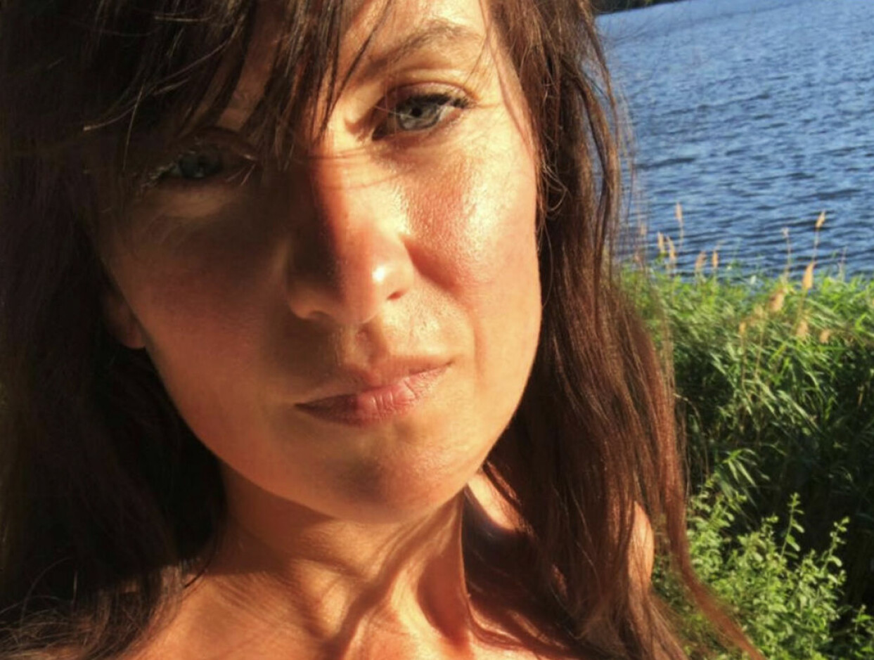 Emma. Foto: Privat Porträtt av Emma som berättar hur hon blev diskriminerad på jobbet på grund av sin graviditet.