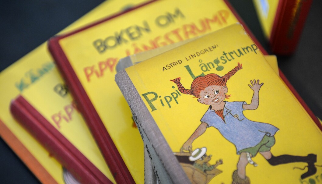 En hög med gamla Pippi Långstrump-böcker.