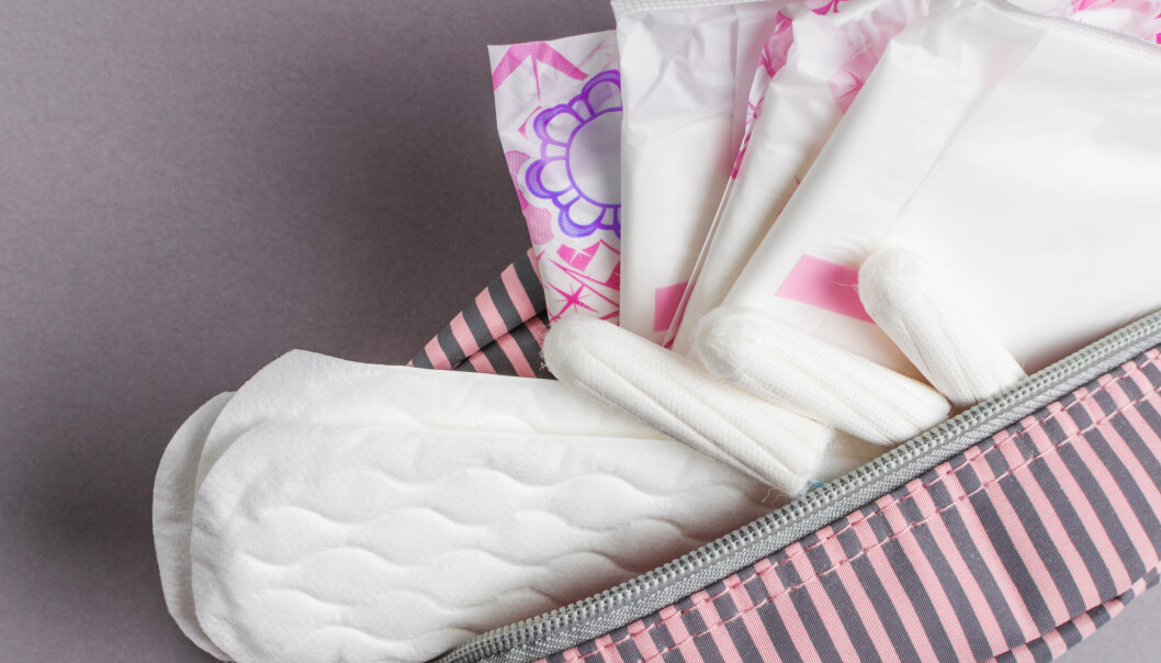 Mensskydd åt alla! En necessär fylld med bindor och tamponger.